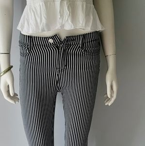 I ❤️ Neway Fashionable Black and White Striped Skinny Pants Size M